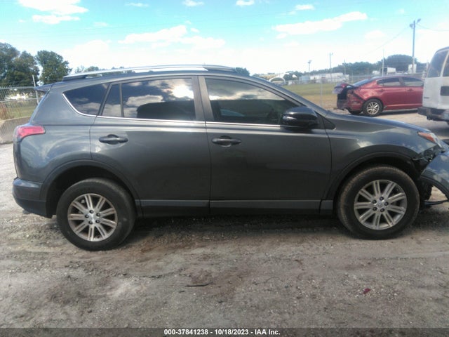 2018 TOYOTA RAV4 XLE VIN: JTMWFREV9JJ196582