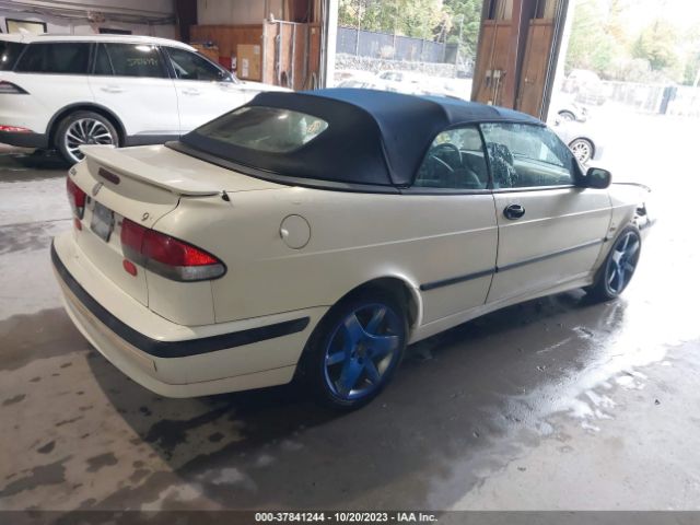 2002 SAAB 9-3 YS3DF75K927002853 Photo 3