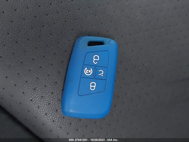3VWEB7BU0LM074039 Volkswagen JETTA SEL