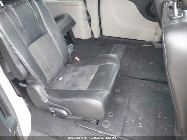 2C4RDGCG1KR758810 Dodge Grand Caravan Sxt