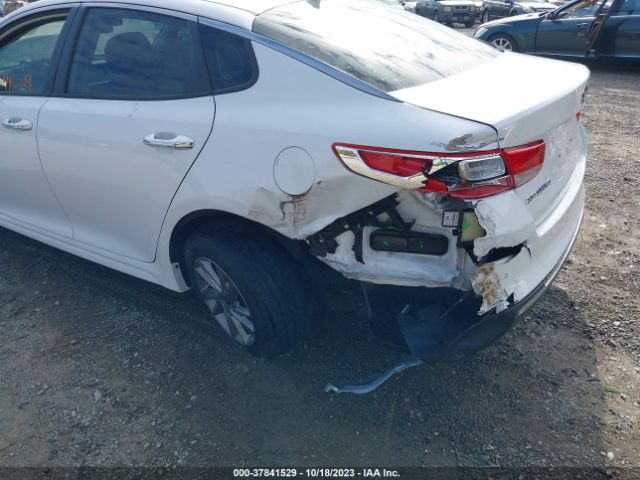 5XXGT4L32LG438704 KIA Optima Lx