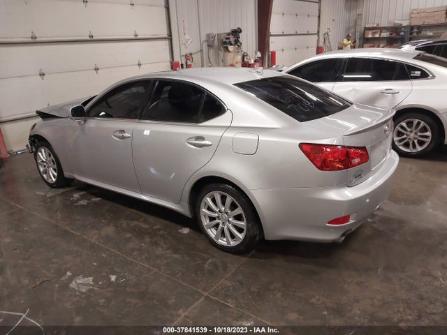 2007 LEXUS IS 250 VIN: JTHCK262972010521