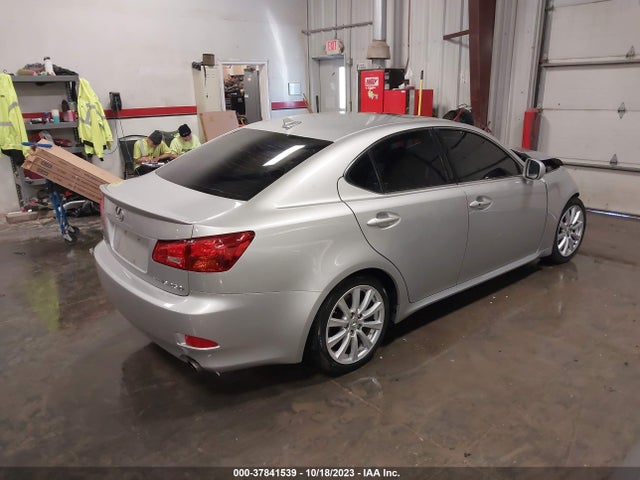 2007 LEXUS IS 250 VIN: JTHCK262972010521