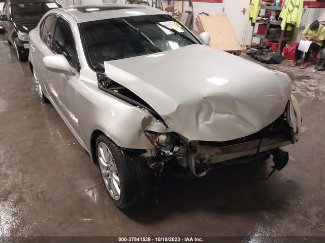 2007 LEXUS IS 250 VIN: JTHCK262972010521
