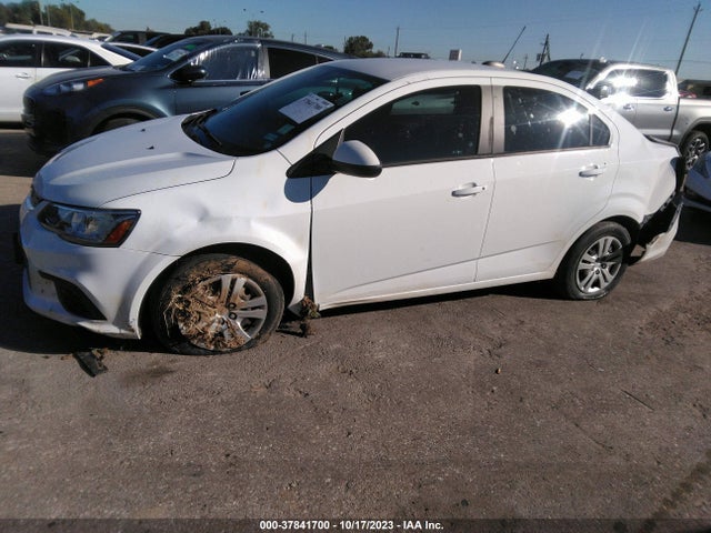Chevrolet Sonic Ls Auto 2018 1G1JB5SH6J4129670 Image 2