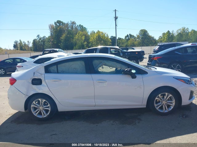Chevrolet CRUZE LT 2019 1G1BE5SM8K7146172 Image 13