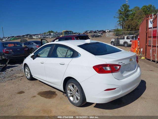 Chevrolet CRUZE LT 2019 1G1BE5SM8K7146172 Image 3