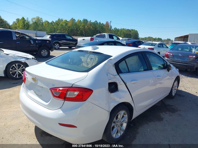 Chevrolet CRUZE LT 2019 1G1BE5SM8K7146172 Image 4