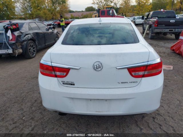 1G4PP5SK8E4158944 Buick Verano