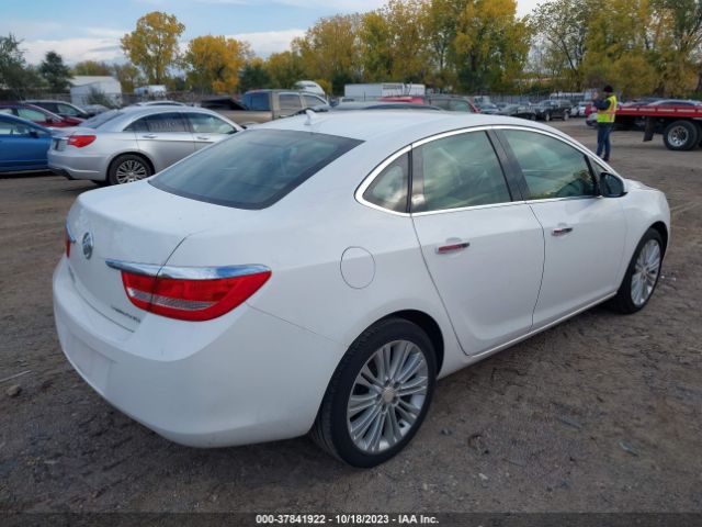 1G4PP5SK8E4158944 Buick Verano