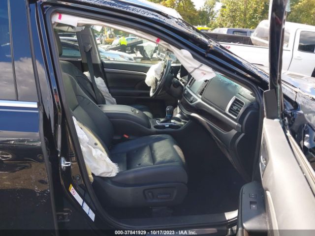 5TDDZRFH0KS712565 Toyota Highlander Limited