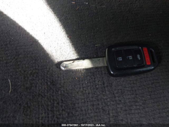 1HGCR2F38HA248763 Honda Accord Sedan Lx