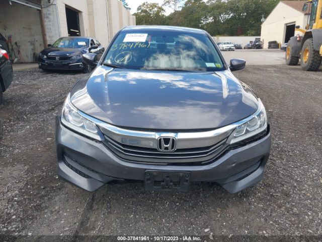 1HGCR2F38HA248763 Honda Accord Sedan Lx