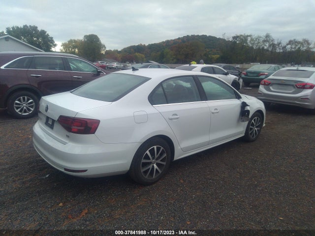 3VWB67AJ8HM381514 Volkswagen Jetta 1.4t Se