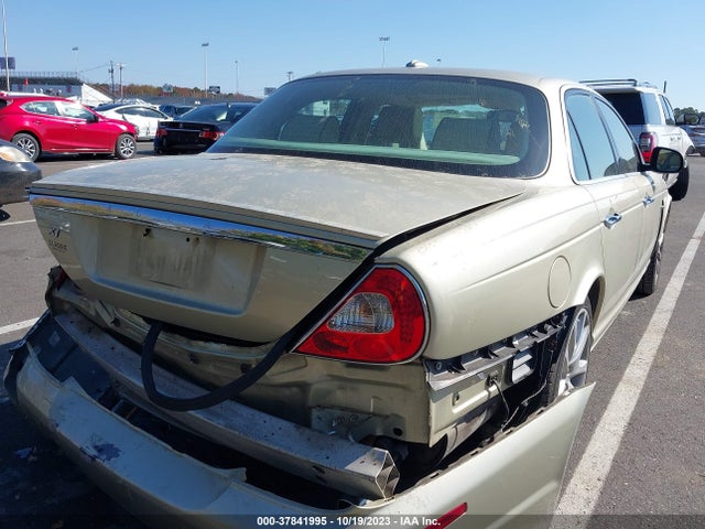 2008 JAGUAR XJ SAJWA71BX8SH27425 Photo 3