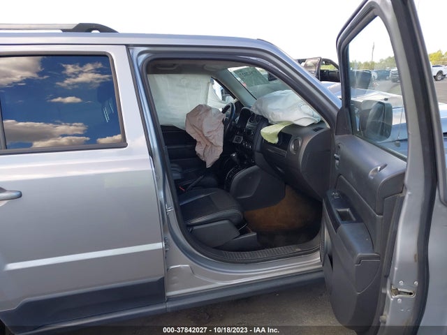 1C4NJPBA5GD601893 Jeep Patriot Sport Se