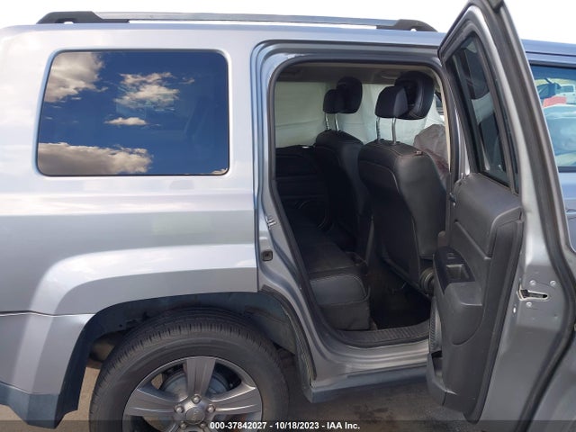 1C4NJPBA5GD601893 Jeep Patriot Sport Se