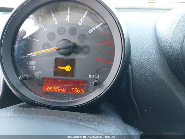 2016 MINI COUNTRYMAN WMWZC3C57GWT09797 Photo 6