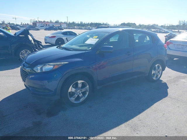 Honda HR-V LX 2017 3CZRU5H35HG707703 Image 2