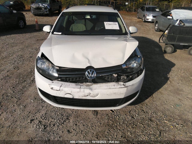 3VWPL7AJ3EM623944 Volkswagen Jetta Sportwagen Tdi