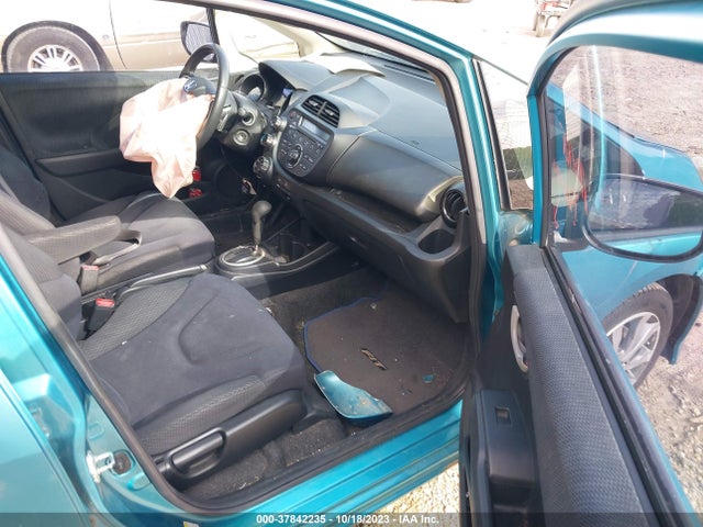 2012 HONDA FIT SPORT VIN: JHMGE8H54CC033017