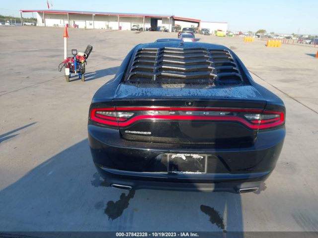 2C3CDXBG7NH137917 Dodge Charger Sxt Rwd