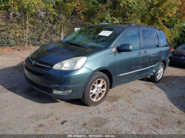 2004 TOYOTA SIENNA XLE VIN: 5TDBA22C34S021811
