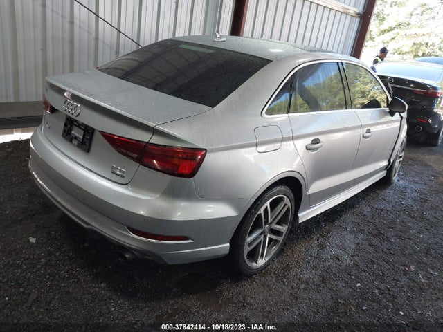 WAUJ8GFF1J1037987 Audi A3 Sedan Premium Plus