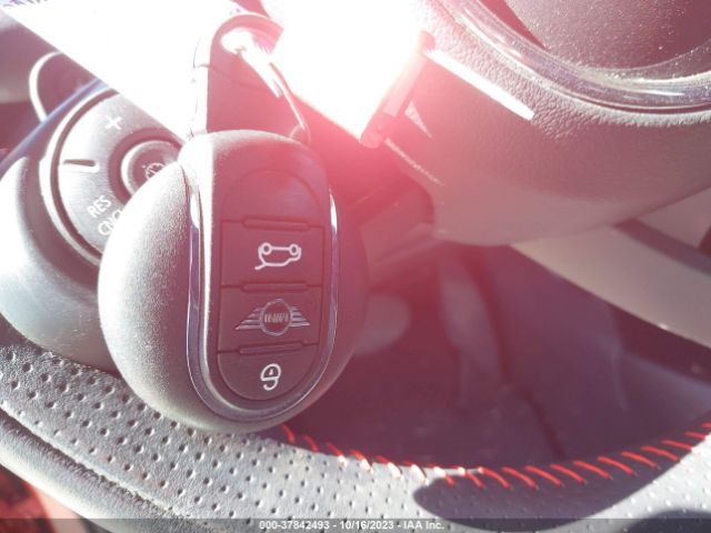 2021 MINI HARDTOP WMWXR5C05M2N40240 Photo 10