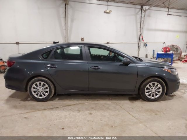 3KPF24AD7KE010063 KIA FORTE FE