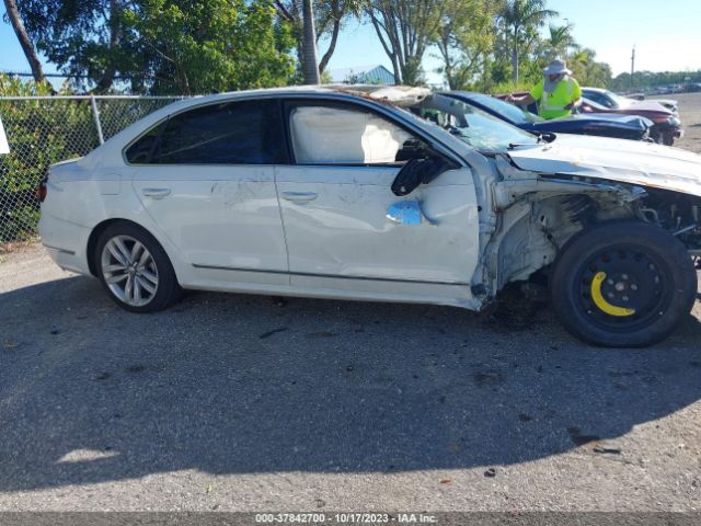 1VWCT7A34HC074454 Volkswagen Passat 1.8t Sel Premium