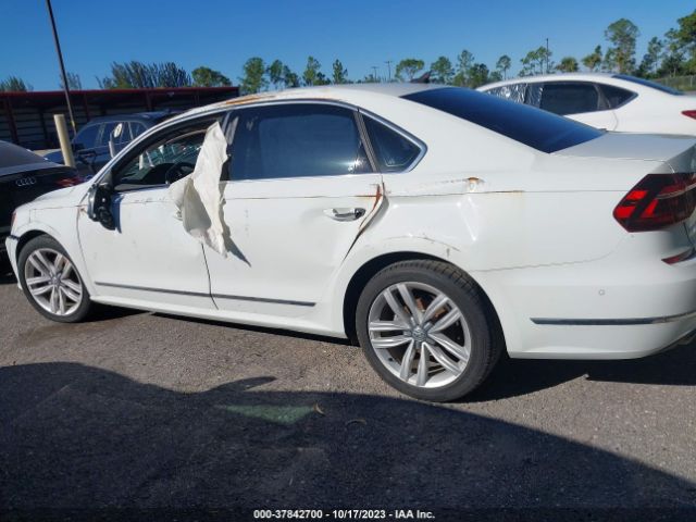 1VWCT7A34HC074454 Volkswagen Passat 1.8t Sel Premium