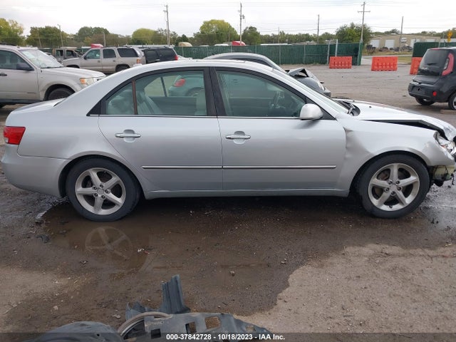 2008 HYUNDAI SONATA SE VIN: 5NPEU46F38H355482