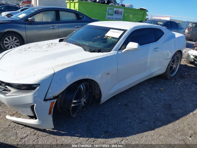 Chevrolet Camaro 1lt 2019 1G1FB1RS8K0106609 Image 2