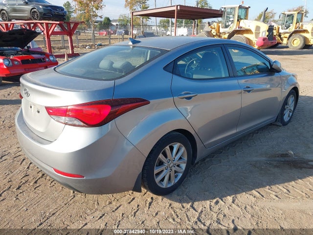 2015 HYUNDAI ELANTRA SE VIN: KMHDH4AE6FU455301