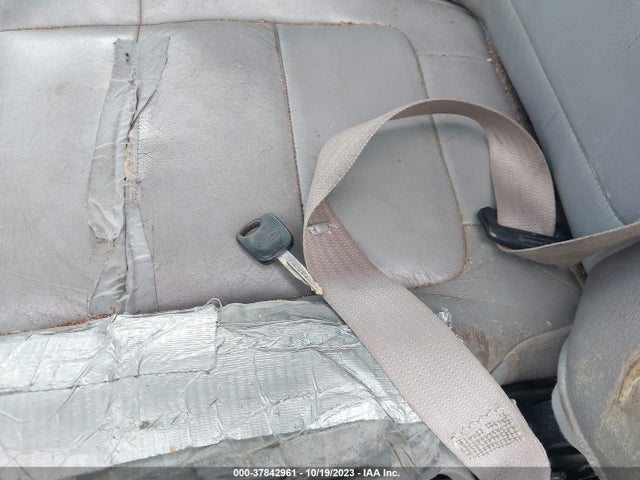 2002 FORD F-150 XL/XLT/LARIAT/KING RANCH VIN: 2FTRX18L22CA60218