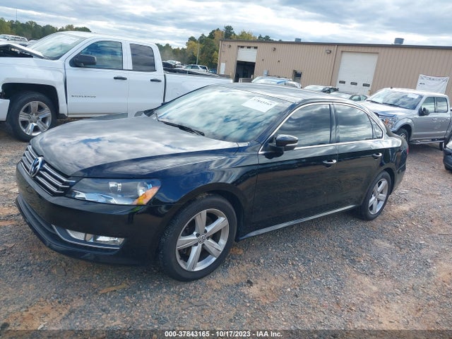 1VWAT7A30FC082698 Volkswagen Passat 1.8t Limited Edition