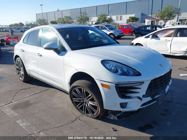 2018 PORSCHE MACAN WP1AA2A5XJLB04405 Photo 0