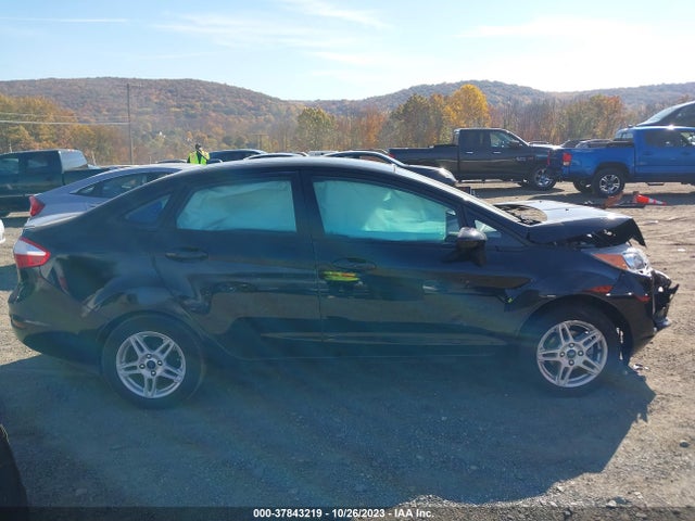 Ford FIESTA SE 2019 3FADP4BJXKM156269 Image 13