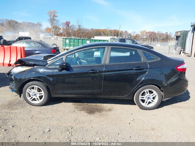 Ford FIESTA SE 2019 3FADP4BJXKM156269 Image 14