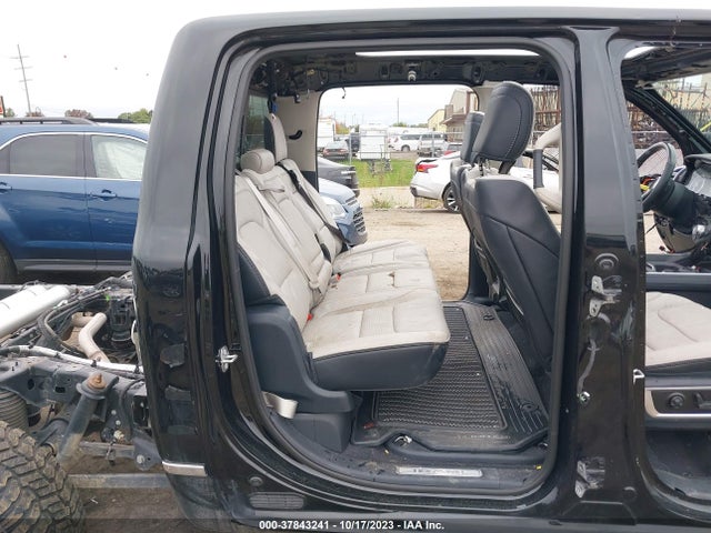 1C6SRFHT4NN131529 RAM 1500 Limited