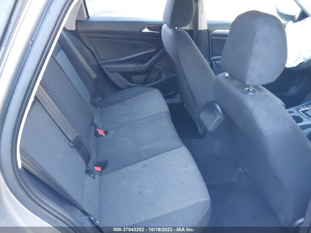 3VWC57BU2MM000668 Volkswagen Jetta S/se/r-line