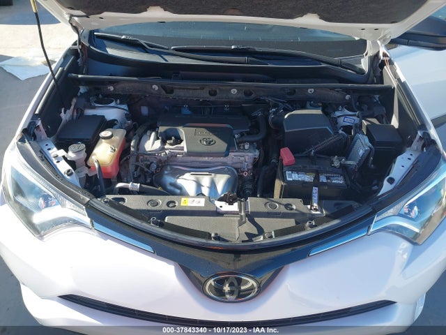 2018 TOYOTA RAV4 LE VIN: JTMZFREVXJJ734719