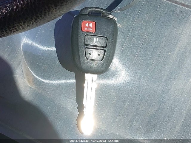 2018 TOYOTA RAV4 LE VIN: JTMZFREVXJJ734719
