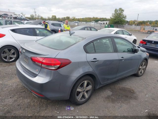 3KPFL4A72JE178781 KIA FORTE S
