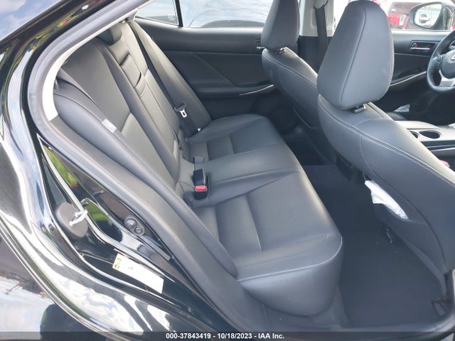 Lexus IS 350 2015 JTHBE1D28F5015397 Image 8