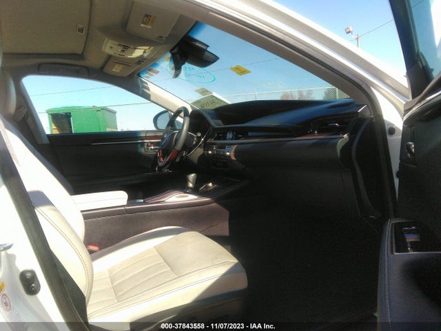 58ABK1GG3GU010735 Lexus ES 350