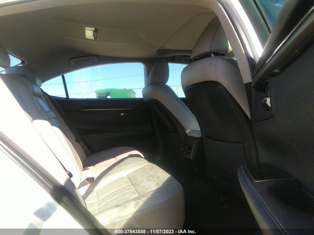 58ABK1GG3GU010735 Lexus ES 350