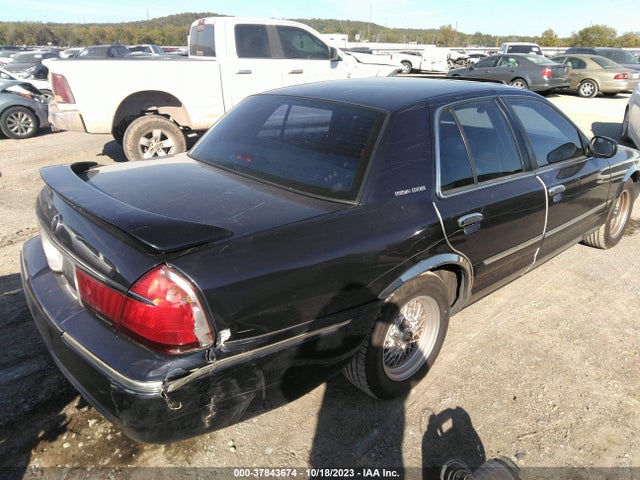2001 MERCURY GRAND MARQUIS GS VIN: 2MEFM74W11X664699