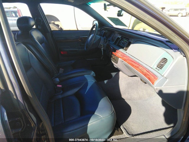 2001 MERCURY GRAND MARQUIS GS VIN: 2MEFM74W11X664699